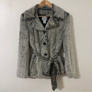 Keren Hart Faux Fur Belted Jacket – Grey | Size M